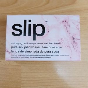 Slip pink marble pillowcase